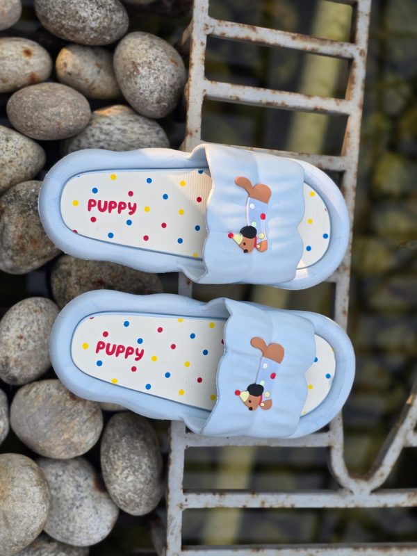 Non-Slip and Odorless Soft Thick Bottom Slippers For Women - Image 4